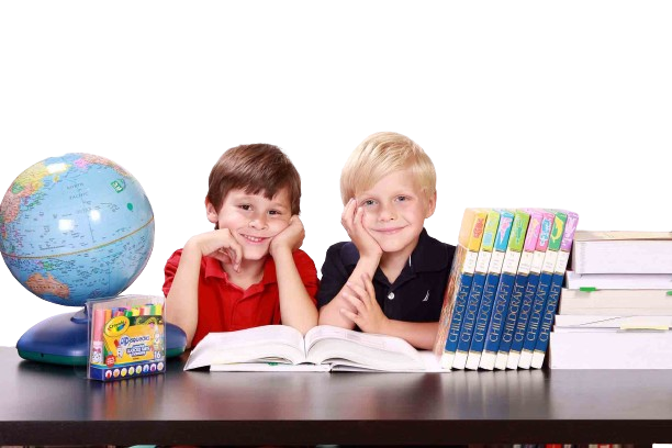 desk-table-person-people-play-cute-1343130-pxhere.com-removebg-preview